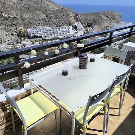 Sea View Cozy With Pool Apartamento